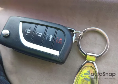 2021 Toyota Corolla Le z USA, uszkodzony, nr VIN JTDEPMAE0MJ127348